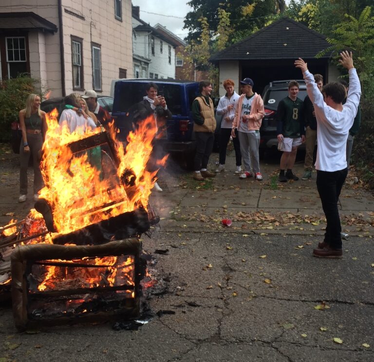 Young People in Spartan Garb Set Fires, Commit Destruction after MSU Beats UM