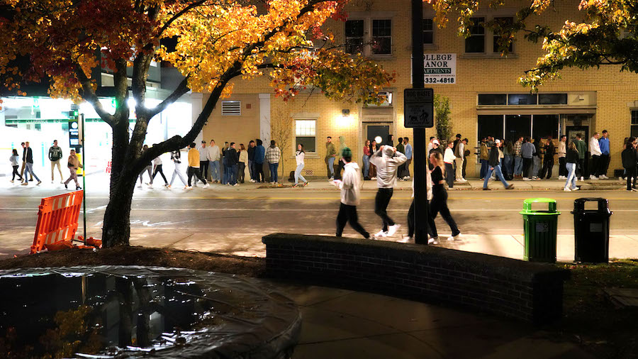 Albert Ave with young people at night Nov 20 2021 Dylan Lees for ELi