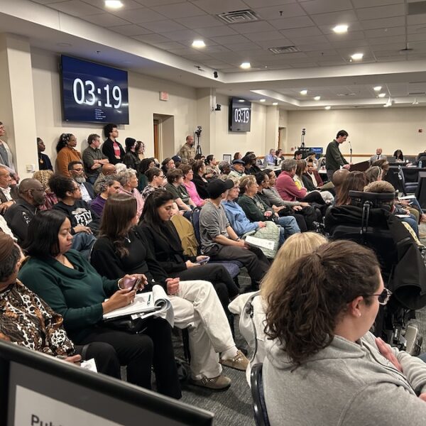 EL Council Shortens Public Comment, Debuts Procedural Change that Adds Ambiguity to Start of Some Meetings